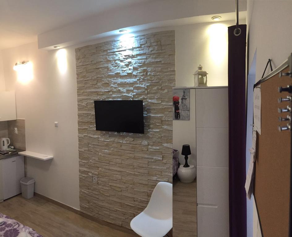Studio Apartment Legcevic Kaštela 外观 照片