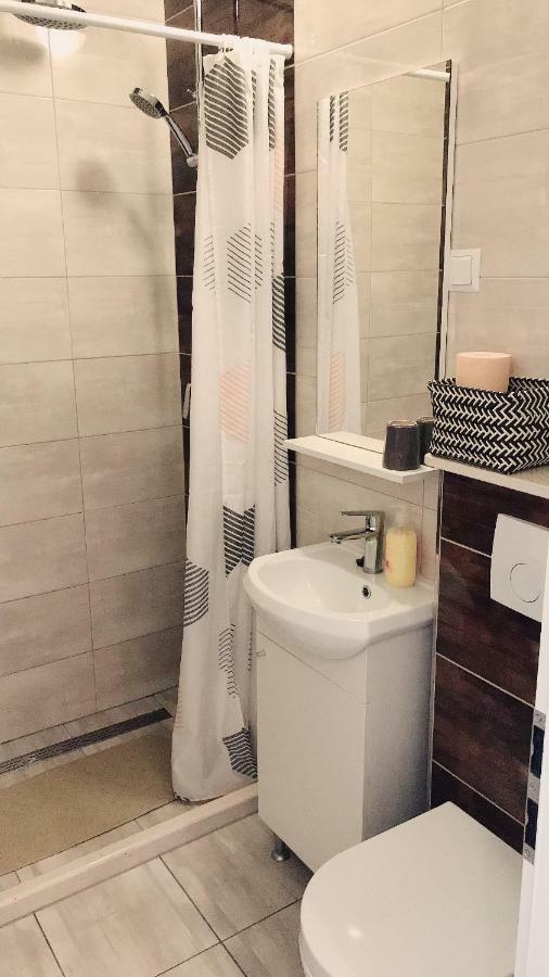 Studio Apartment Legcevic Kaštela 外观 照片